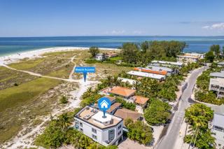 Bean Point Retreat by SeaBreeze Vacation - 8