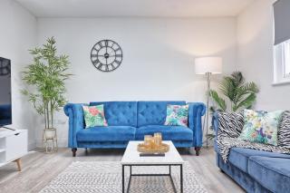 Chelmsford City Centre Modern Duplex With Parking, Wi-Fi & Netflix - 1