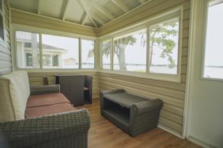 Lakeside Cottages - 1