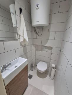 Metropolis G57 Apartment - 3