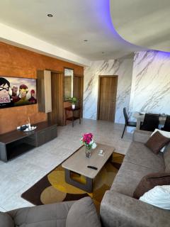 Luxury Penthouse with Stunning Views, Spacious Balcony & Prime Central Location - Msida - 6