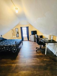 Spacious room Federal Hill next to Downtown with shared bathroom and kitchen cd - Providence - 2