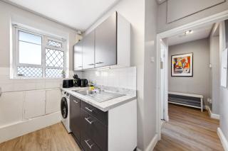 White City Retreat - 2 Bedroom Flat Next to Loftus Road - Londra - 3