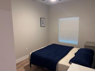 New home near beautiful beaches - Yonkers - 4