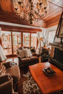Pousada Casa Serena - Conforto e Exclusividade em Campos do Jordão - 1