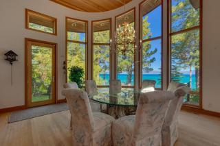Rubicon Bay Lakefront by Tahoe Getaways - 4BR with Bonus Room, Private Pier, Buoy & Beach Access - Tahoma - 6