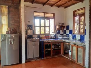 Cabañita en el Bosque Seco Tropical -Microrreserva El Guamacho - 1