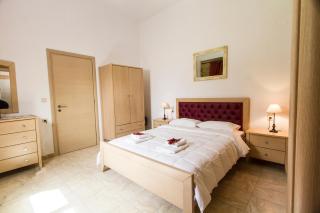 Agarathos Traditional Rooms with Pool - Císsamos - 1