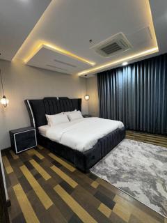 Gold Crest Mall & Residency Premium Apartments With Al-Fatah Store & Shopping Mall - Lahore - 8