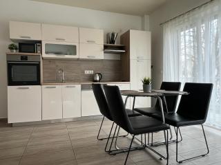 NMG Apartman - Megyeri tér - Pécs - 0