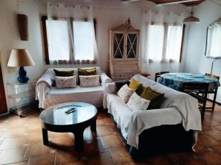 Casa amb encant i una àmplia sortida al jardí - Cadaqués - 0