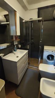 Warm Wooden Escape, Cozy & Elegant Stay - Tirana - 3