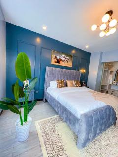 Flossy Luxury - Nairobi - 1