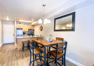14-Plex Condo 114 Ground level, close to pool - Garden City - 3