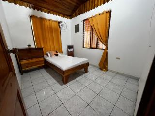 Tiquicia Loust House - Mal País - 7