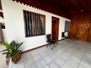 Tiquicia Loust House - Mal País - 3