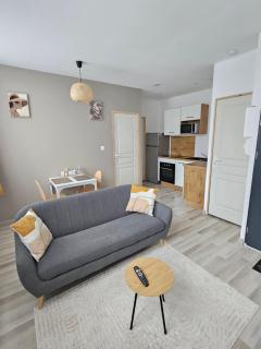 Chez Home - 6