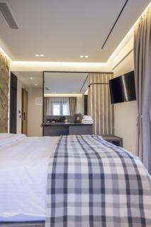 Polyzos Luxury Suites Meteora #3 - Adults Friendly - Kalabaka - 1