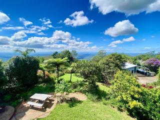 Mountain Retreat Scenic Getaway with BBQ - Mount Tamborine - 0
