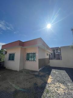 Casa com piscina - Penha - 4