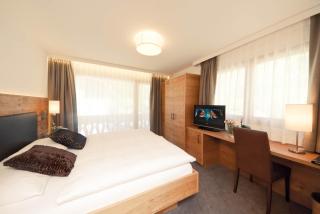 Waldpark Hotel Garni - Samnaun - 1