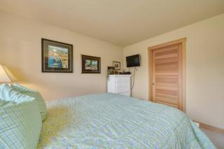 Lakeside Retreat 3br W Stunning Views & Canoe - Rockaway Beach - 3