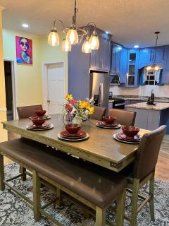 The Villa at Melanie - Luxury 3 Bedroom Apartment - - 5