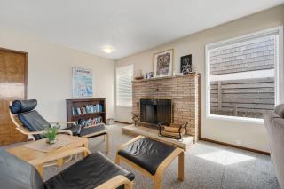 Oceanview 4BR Steps to Beach Family Retreat - 0