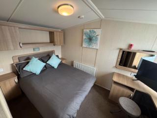 Golden Palm Resort - Swift Bordeaux - Coastal Caravan Breaks - Chapel Saint Leonards - 4