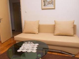 Apartment Simi - Postira - 1