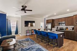 Sleeps 24 - Game Room - By DT & UGA - 4 King Beds - Athens - 9