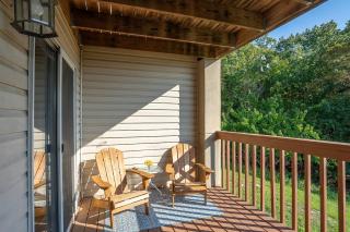 The Cove 26-2 By SDC, Big Deck, Pool, Hot Tub, By Lake - 5