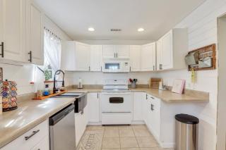 Charming Lowcountry Cottage in the Heart of Beaufort, SC - 1