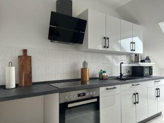 FeelGood Apartment 61 in Schönebeck, inklusive Tiefgaragenparkplatz und fünf Minuten fußläufig bis zur Elbe, Netflix, Dachterrasse - Schönebeck - 8