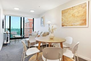 Modern CBD Apartment with City views near Skytower - Auckland - 9