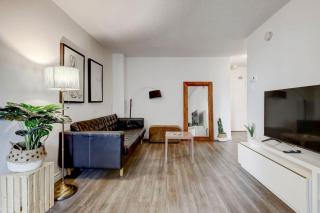 Inviting 1BR on Rene Levesque - Montréal - 4