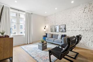 HostWise Stays - The Palo - No Stairs, Mexican War Streets, Family Friendly - Pittsburgh - 5