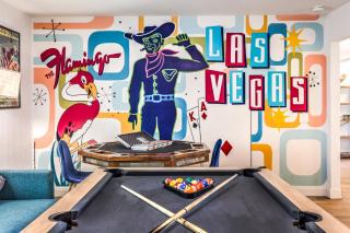 Oasis Near STRIP Pool Jacuzzi Deck Poker Room - Las Vegas - 7