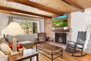 Pine Cone Lodge Fire Pit BBQ Ping Pong - 3