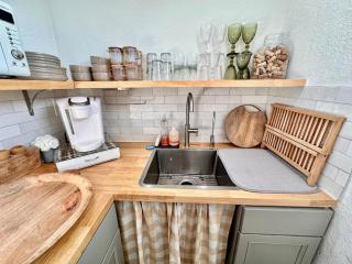 1900 Suite Downtown Views pet friendly - 1