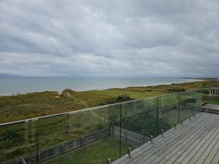 Pyramid beach house - 8