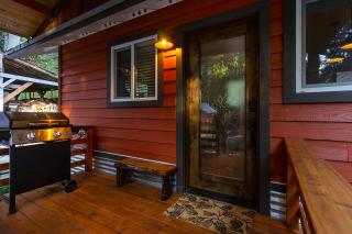 Mt Pilchuck River Cabin - 4
