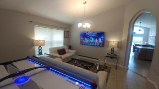 Spectacular Lake View - Game Room- Close to Disney - 7