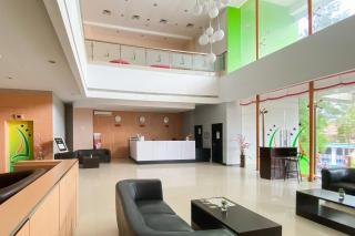 Urbanview Hotel Asyra Makassar - Makassar - 0