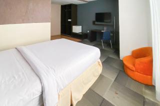 Urbanview Hotel Asyra Makassar - Makassar - 5
