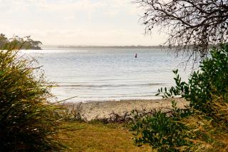 Waterfront Serenity by the Swan River - Coles Bay - 3