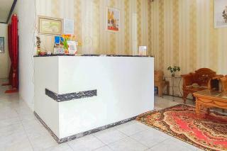 RedDoorz Syariah at Penginapan Eby Padang - Duku - 5