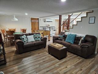 The Cozy Crown - Bristol - 1