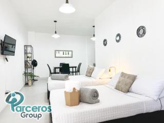 Estudio En La Rebeca Circunvalar / Parceros Group - Pereira - 9