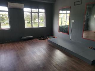 Private Sauna, Gym, Studio and SofaBed - Miri - 4